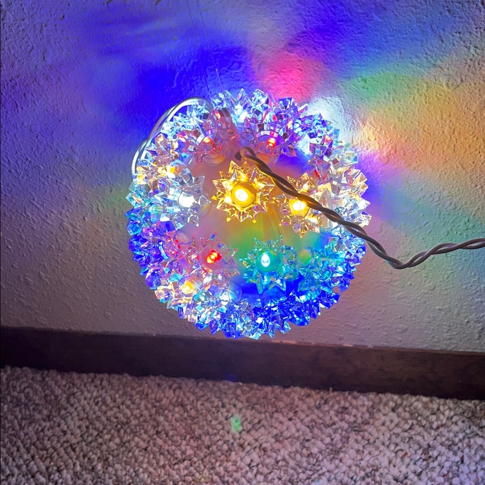 Multicolor ornament 6” ball Light